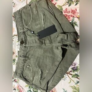 NWT✨ONE TEASPOON SHORT ✨